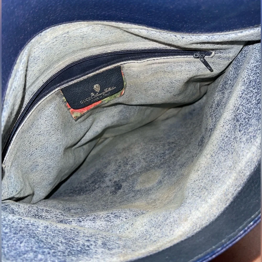 Vintage Gucci clutch - Picture 14 of 15